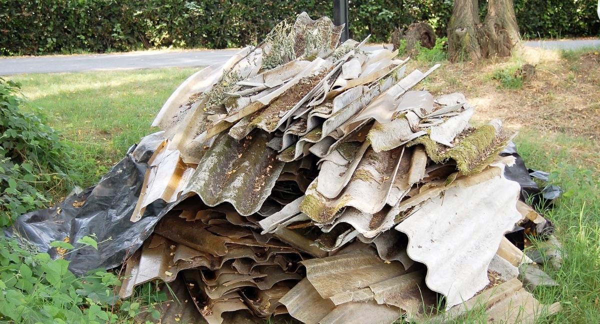 Asbestos Awareness Training: Who Needs It & Why (2025)